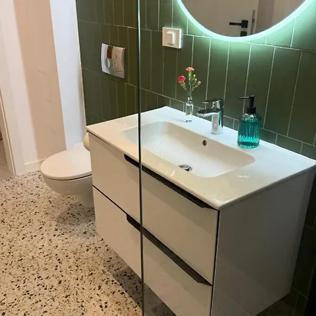 Axxis C102 مامايا